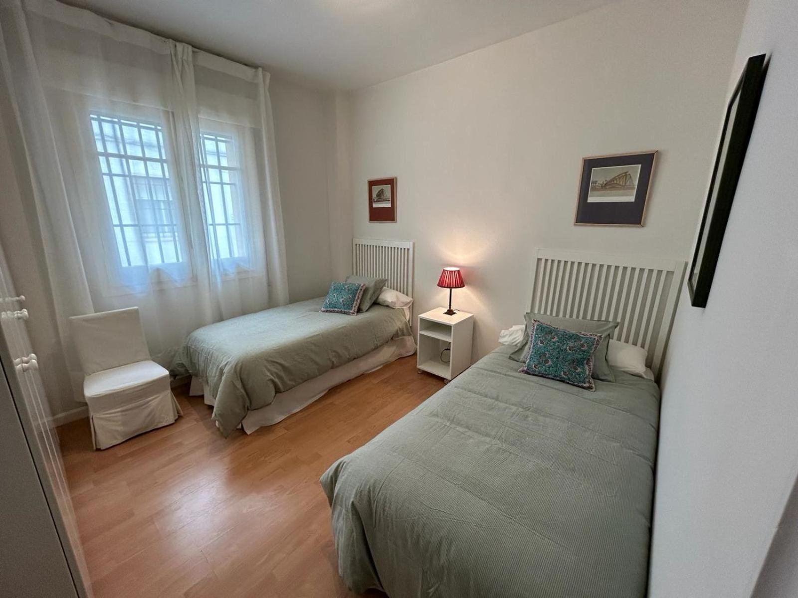 2 Bedroom Apartment By Guadalquivir River Sevilla Buitenkant foto